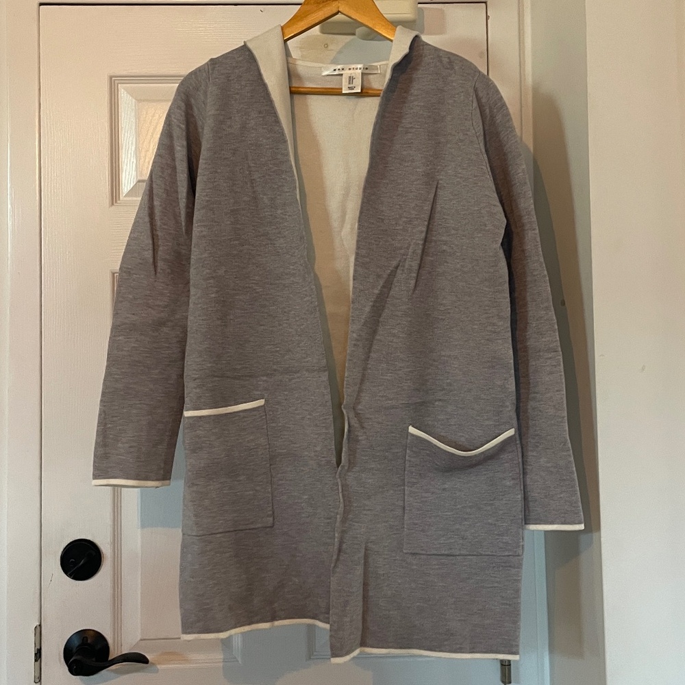 Max Studio Two Tone Hooded Knit Sweater Cardigan EUC size Small